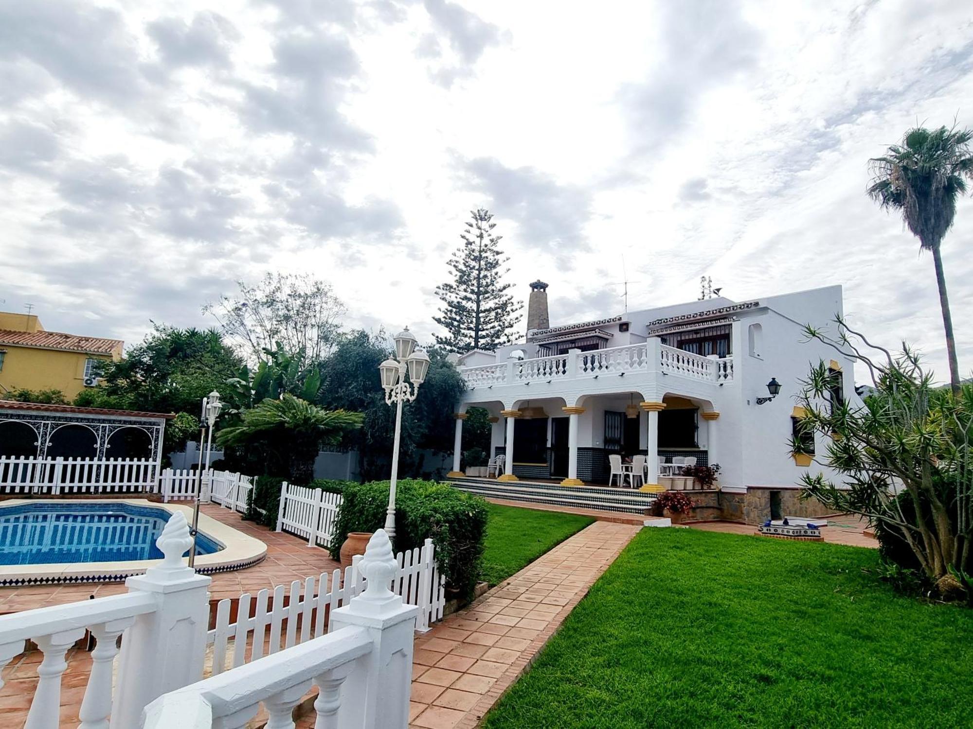 Villa Lucia - Benalmadena Costa Szoba fotó